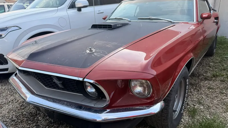 Ford Mustang Fastback Mach 1 — photo 1
