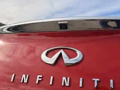 Infiniti G37 s 326 cv — photo 39