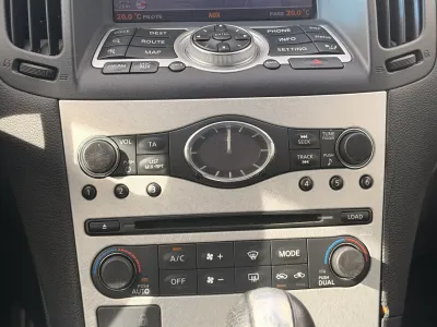 Infiniti G37 s 326 cv — photo 9