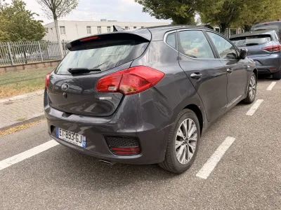 Kia Cee'd 1.6 CRDI — photo 5