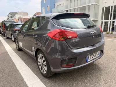 Kia Cee'd 1.6 CRDI — photo 4