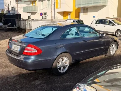 Mercedes-Benz Classe CLK CLK 200 Avantgarde — photo 3