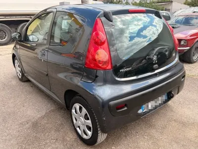 Peugeot 107 AUTOMATIQUE CarPlay 2eme Main — photo 4